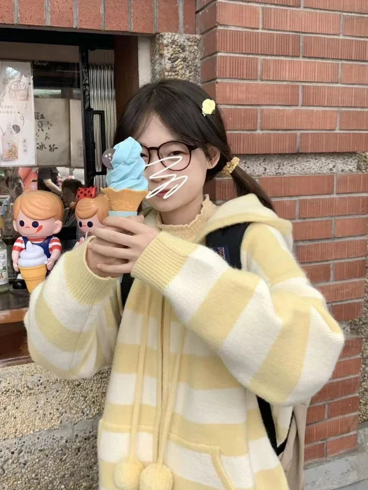 Cardigan lavorato a maglia con ricamo per cani cartoni animati giapponesi Kawaii da donna, giacche maglione a righe tutte abbinate, cappotti con cappuccio Kardigany