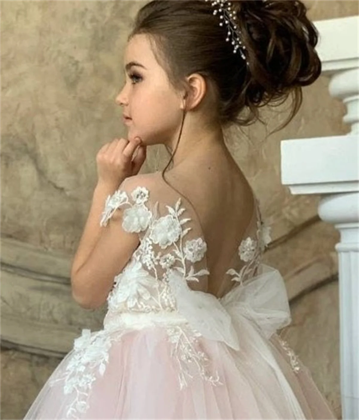 Różowy tiul Nude Neck Floor Sweeping Lace Applique Flower Girl Dress Cute Wedding Bridesmaid Birthday Celebration Eucharystia Dress