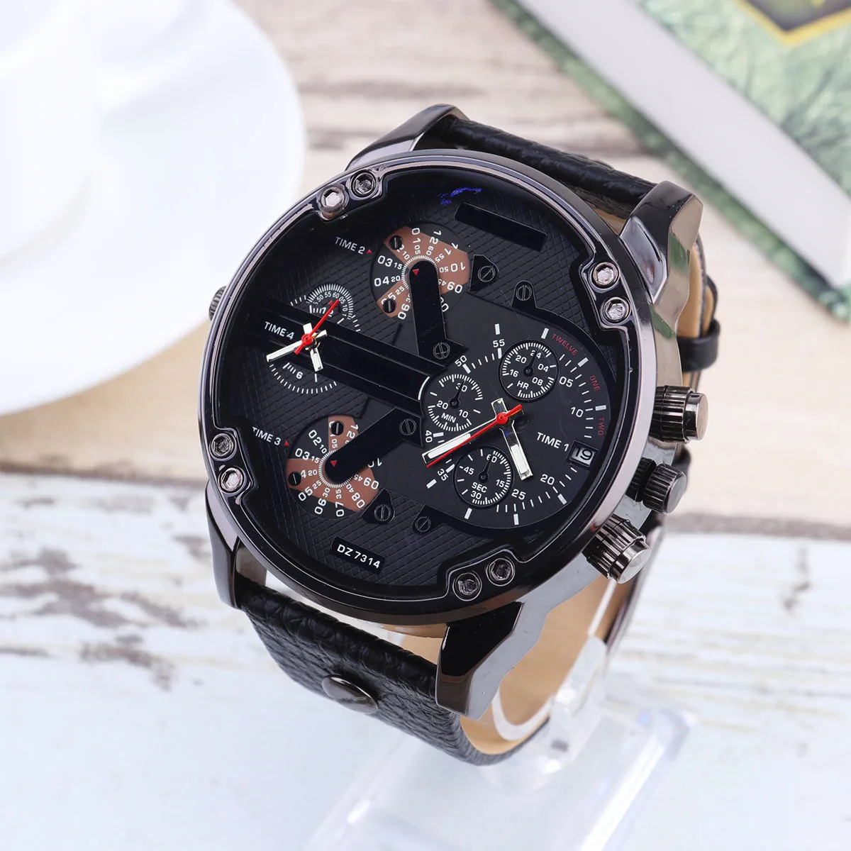 

Large Dial Watch Fashionable Mens Strap Wristwatch Multi Functional Daily Use For Men Bracelet Watches