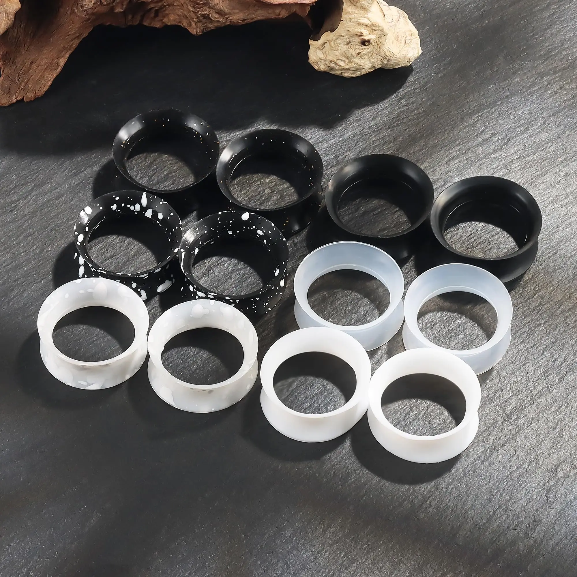 3-25mm Silicone Ear Gauges Double Flare Tunnels Earrings Flexible Flesh Black White Tunnel Expander for Women Men