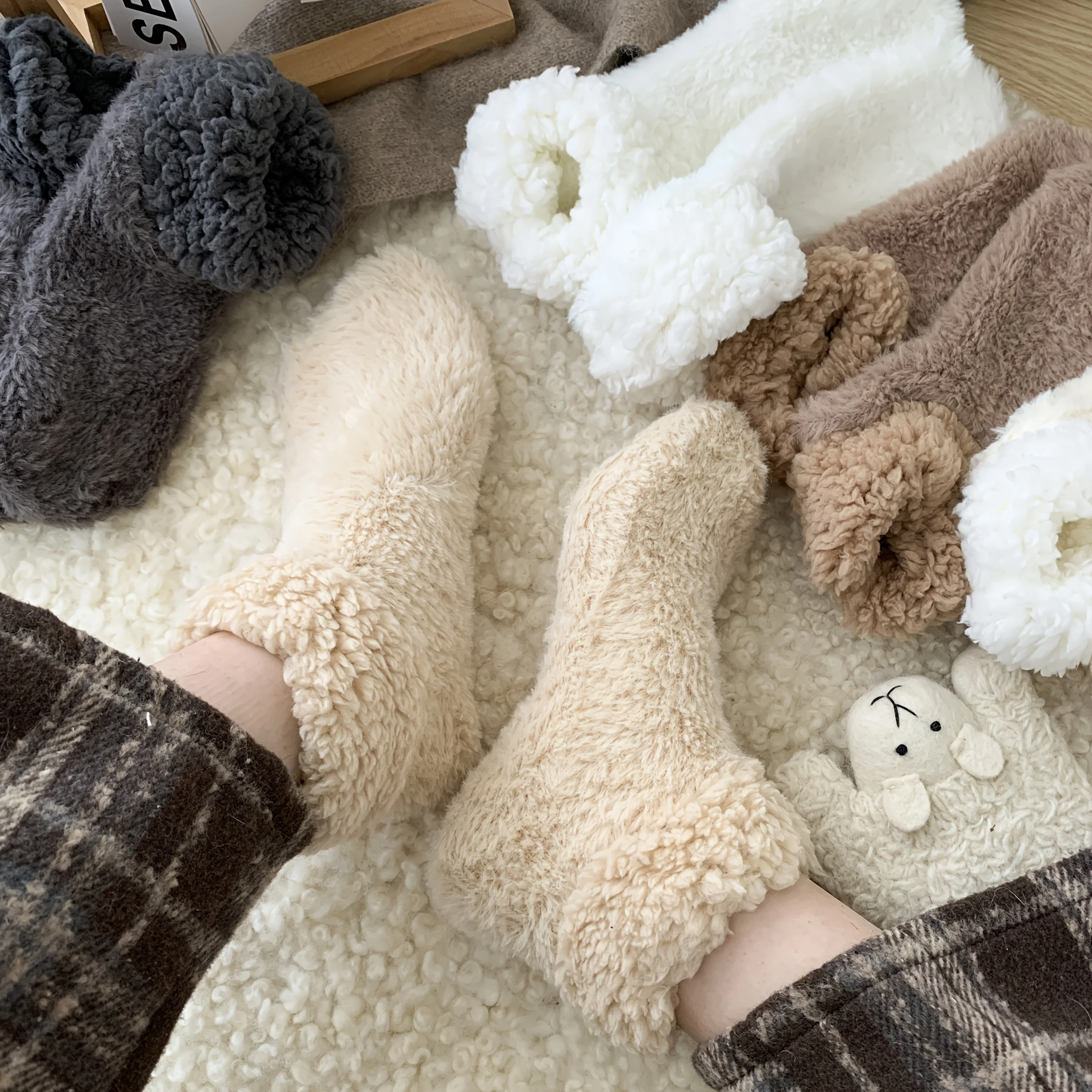 3/5 paia di calzini da donna in lana grossa, calzini caldi ispessiti invernali e calzini da donna per dormire a casa per riscaldare i piedi