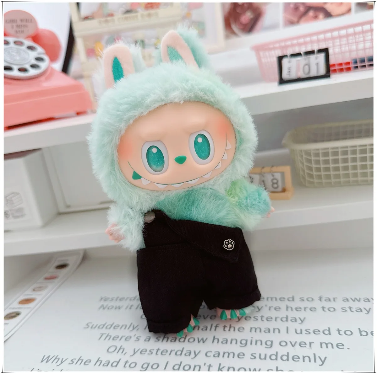 Labubu 3.0 Big Into Energy Pantaloni con bretelle per bambole da 15/17 cm Abbigliamento da lavoro quotidiano Accessori per bambole