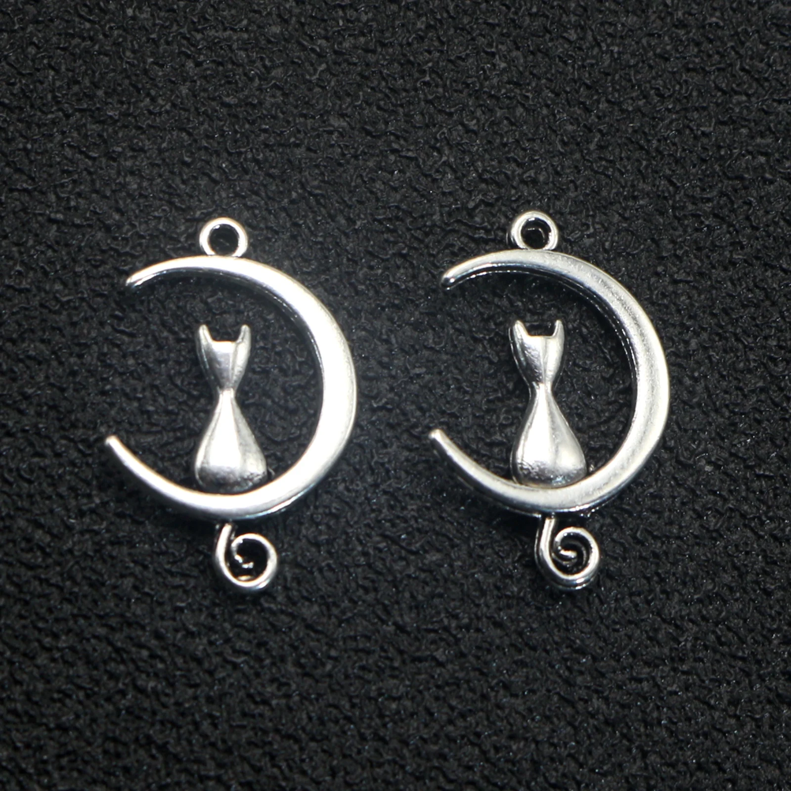 50 Tibet Silver Tone Cat Moon Crescent Charms Pendants 20X14mm DIY Earring