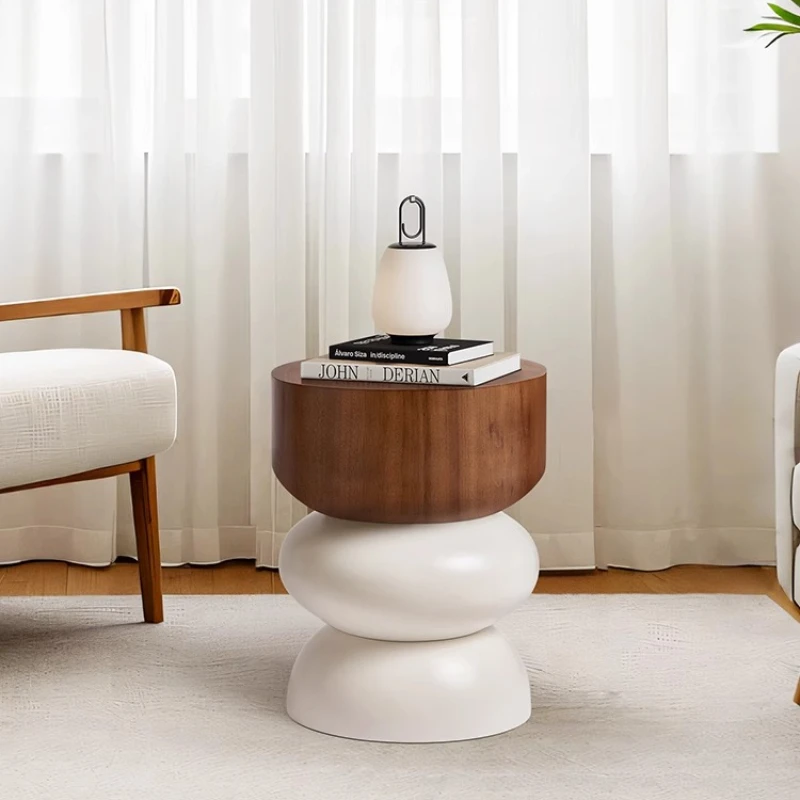 

Italian minimalist round contrasting color solid wood pier high-end feeling living room sofa side few small