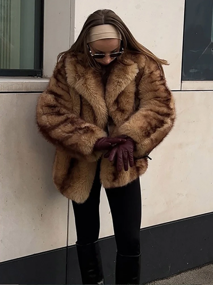 DEAT Fashion Brown Faux Fur Coat Women's Big Lapel Loose Fit Long
