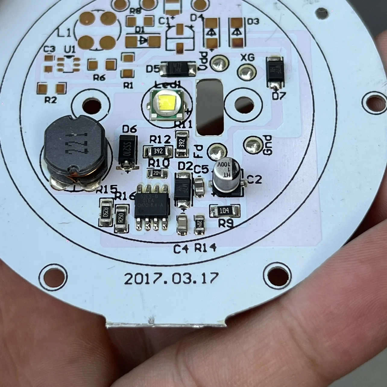 T6 Light Board Built-In Constant Current Drive White Light Current Limit 8.5W Strong Light Flashlight Wide Voltage 12-36V