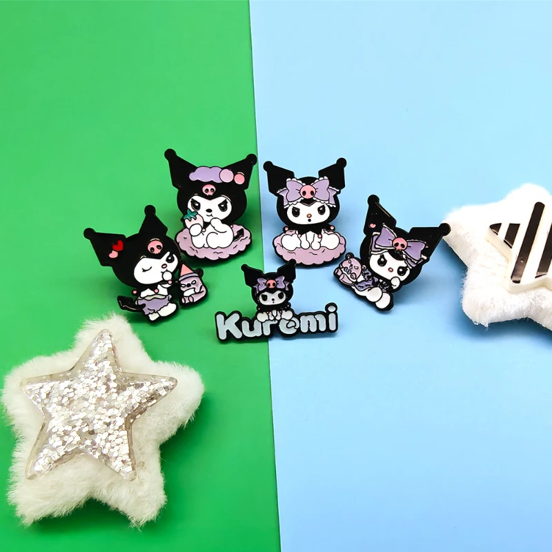 

5pcs Kuromi & Hello Kitty Halloween Brooches Unisex Fashion Enamel Pins for Backpacks Clothing and Bags Perfect Halloween Gift