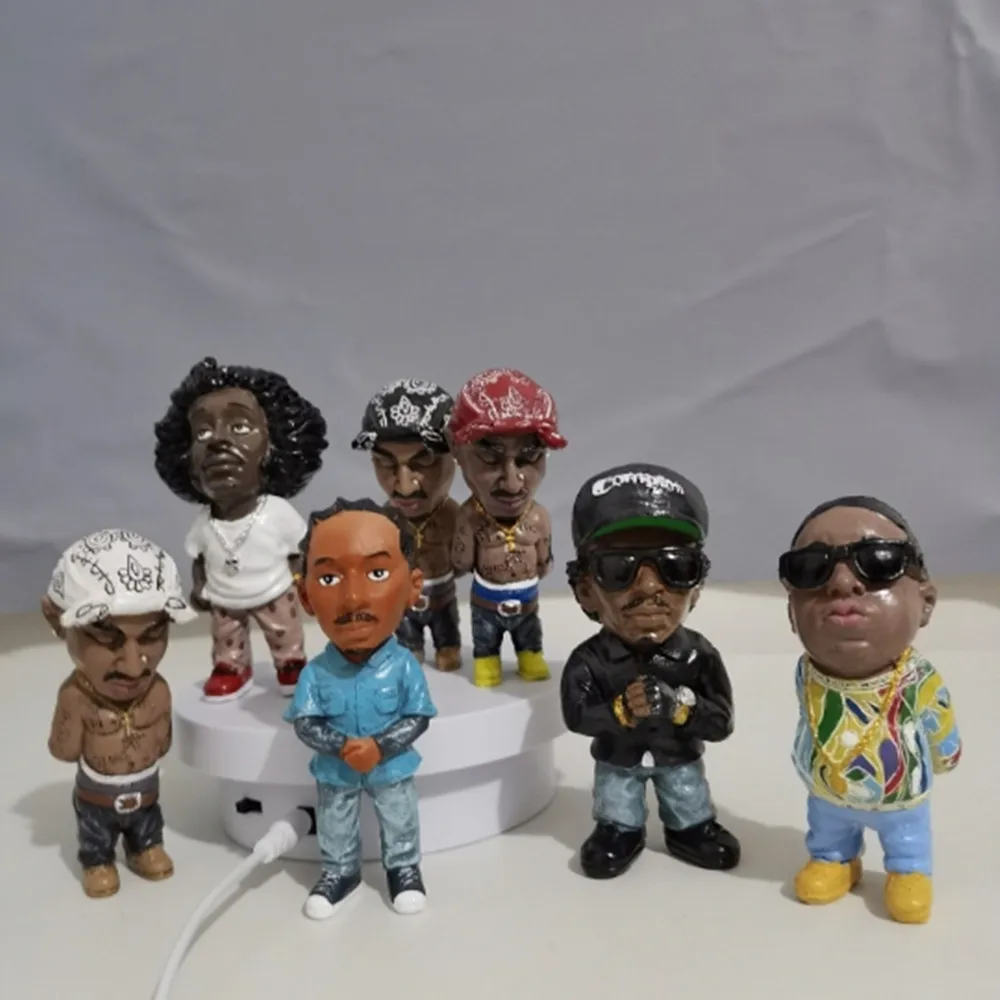 7 Style Mini Resin Ornaments Figurin Hip Hop Funny Rapper Bro Set For Home Indoor Outdoor Decorations Party Miniatur Knickknacks