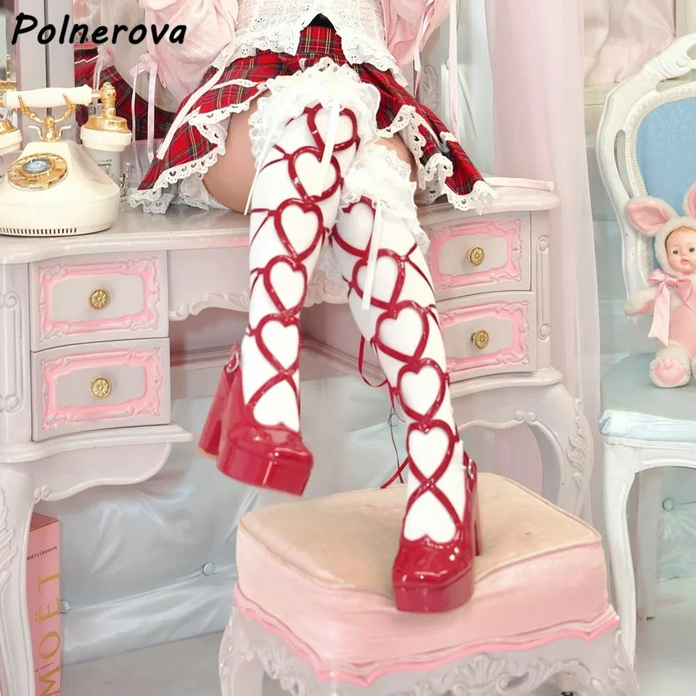 أحمر جميل الجوف القلب الصنادل شريط ضيق الدانتيل يصل منصة حذاء بكعب سميك لوليتا أحذية المرأة الصيف الحلو الأحذية 2025