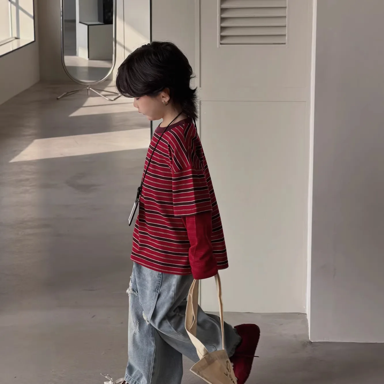 Children Clothing Boys Korean Style Pullover 2026 Spring Autumn New Boys Striped Casual T Shirt Fashion Loose Long Sleeved Top - view 3