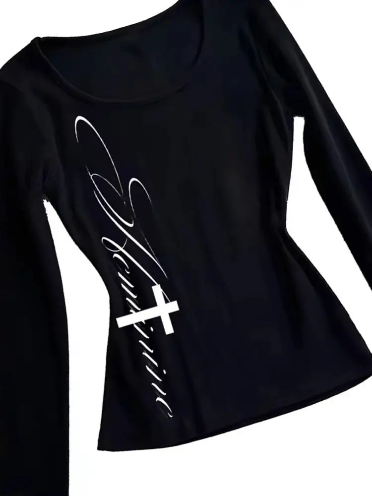 ヴィンテージTシャツ グラフィックプリント Oネック 長袖Tシャツ レディース スリムフィット クロップトップス ガール エモ ストリートウェア 2000年代 Y2K グランジ トップス