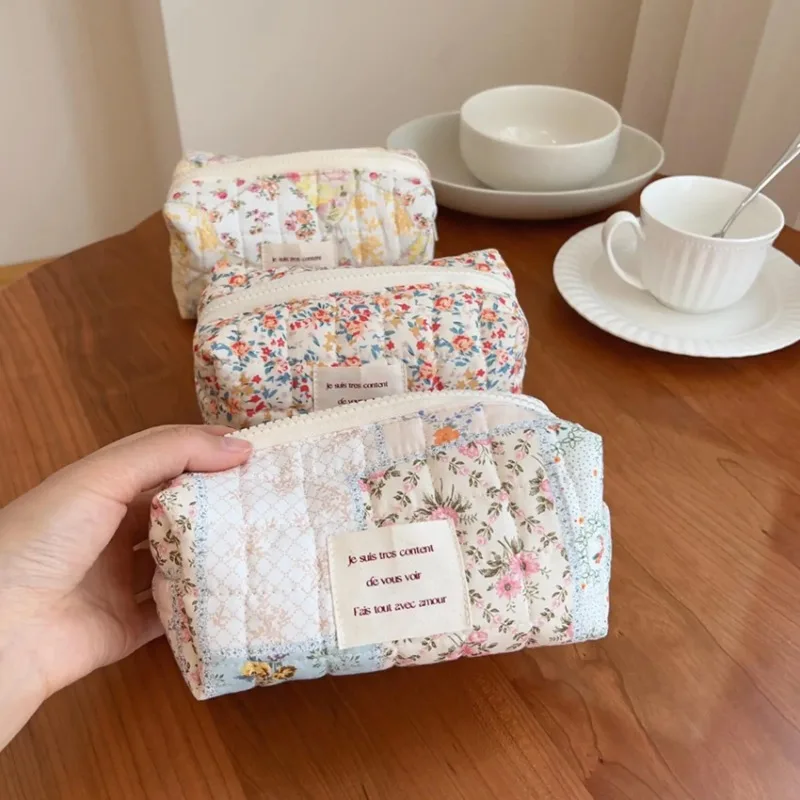 Floral Makeup Bag Storage Bag Make-up Bags Soft and Thick Hand-Held Bag