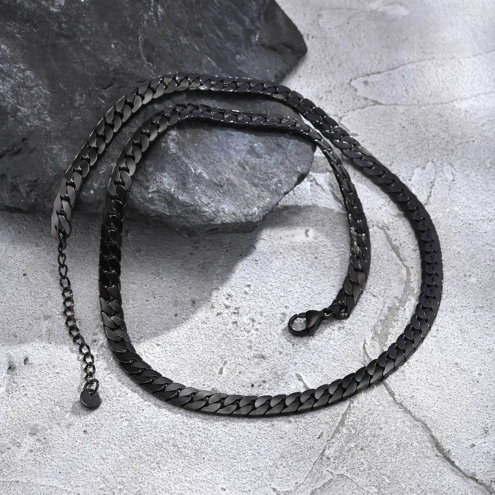 Flache kubanische Halskette für Männer und Jungen, wasserdichte Edelstahl-Verbindungshalsbänder, klassische männliche Accessoires, Schmuckgeschenke – Detail 4