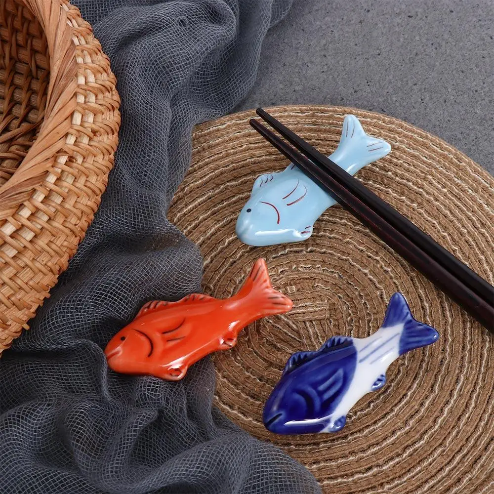 

Decoration Kitchen Chinese Style Fish Shaped Cute Spoon Fork Chopstick Rest Tableware Rack Dinnerware Stand Chopsticks Holder