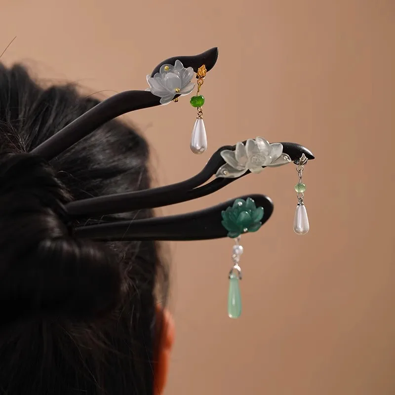 Vintage Black Lotus Imitation Sandalwood Hairpin For Women Chinese Style  Fringe Wood Hair Stick Hairpin Hair Accessories