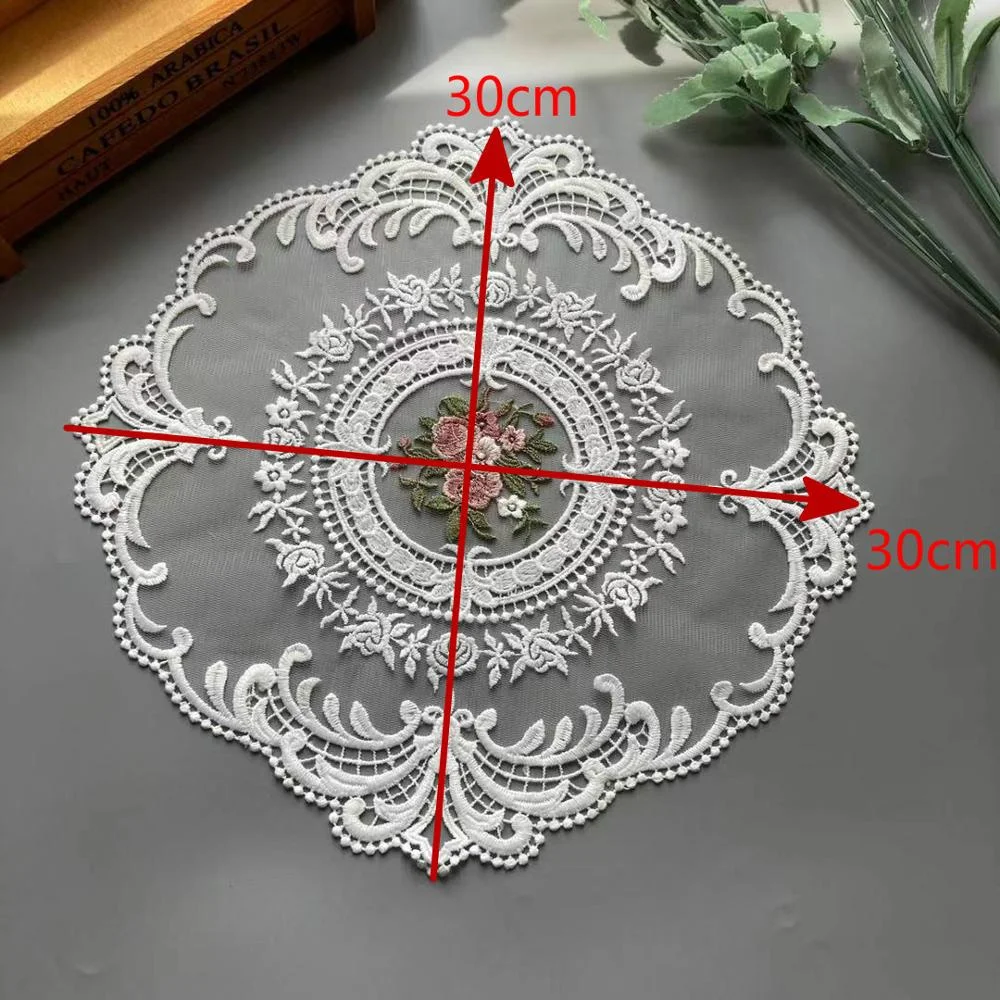 2 Stück weiß bestickte Blumen gitter Spitzen applikationen für Abdeckungen Vorhang Heim textilien Nähst reifen Band Stoff 30*30 cm