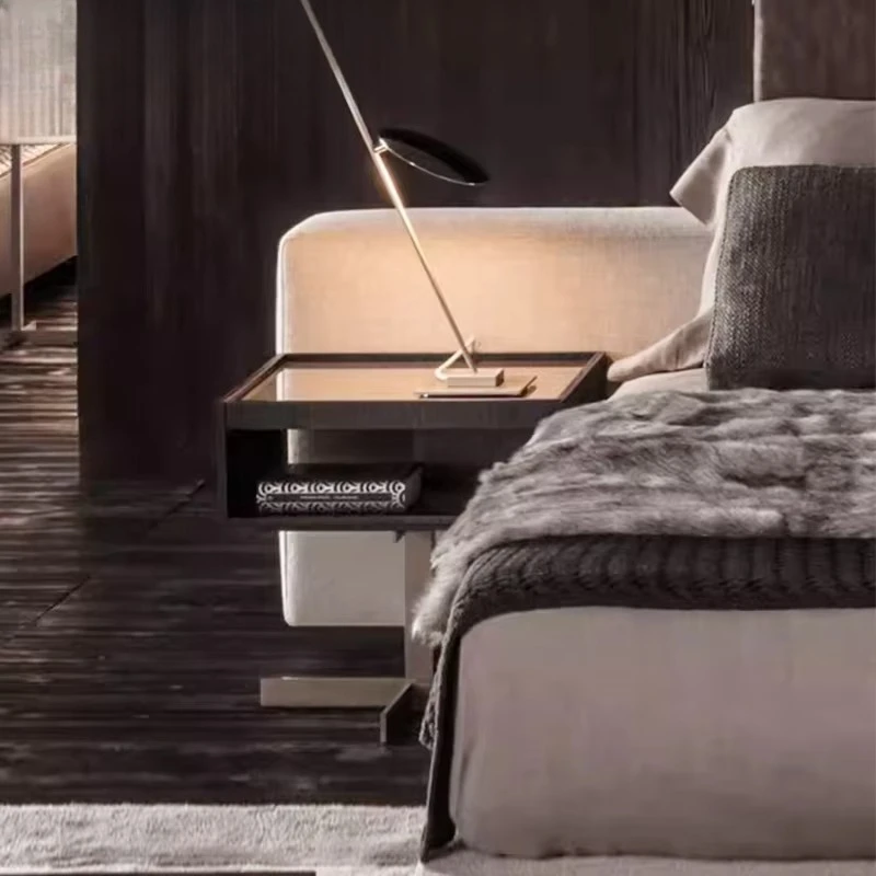 เฟอร์นิเจอร์ห้องนอนสไตล์มินิมอลทันสมัย หรูหรา โครงไม้เนื้อแข็ง โต๊ะข้างเตียงสแตนเลสสำหรับบ้านและอพาร์ตเมนต์
