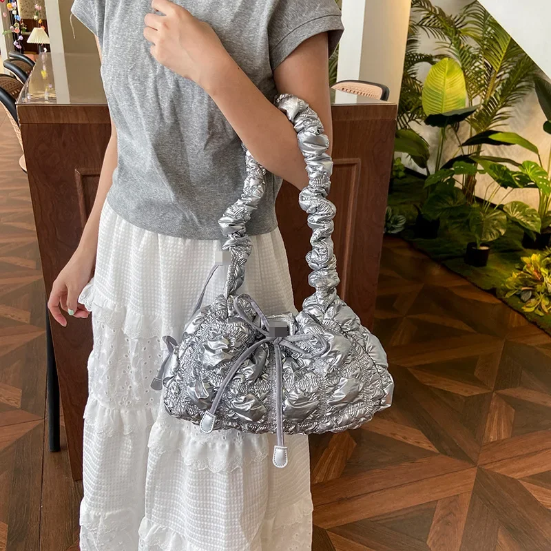

Vintage Crossbody Bags For Women Korean Niche Design Pleated Cloud Bags Large Capacity Commuter Travel Shopper Handbags