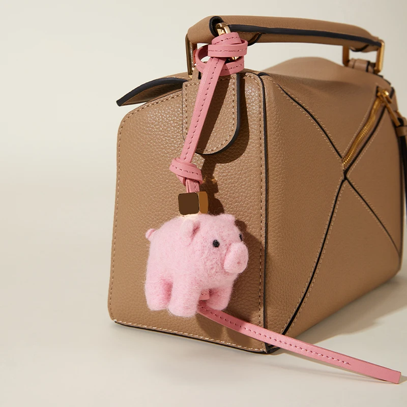 

Wool Felt Bag Charm Koala Panda Rabbit Pig Deer Sheep Owl Animal Charm Fashion Animal Handmade Cute Doll Bags Accessories