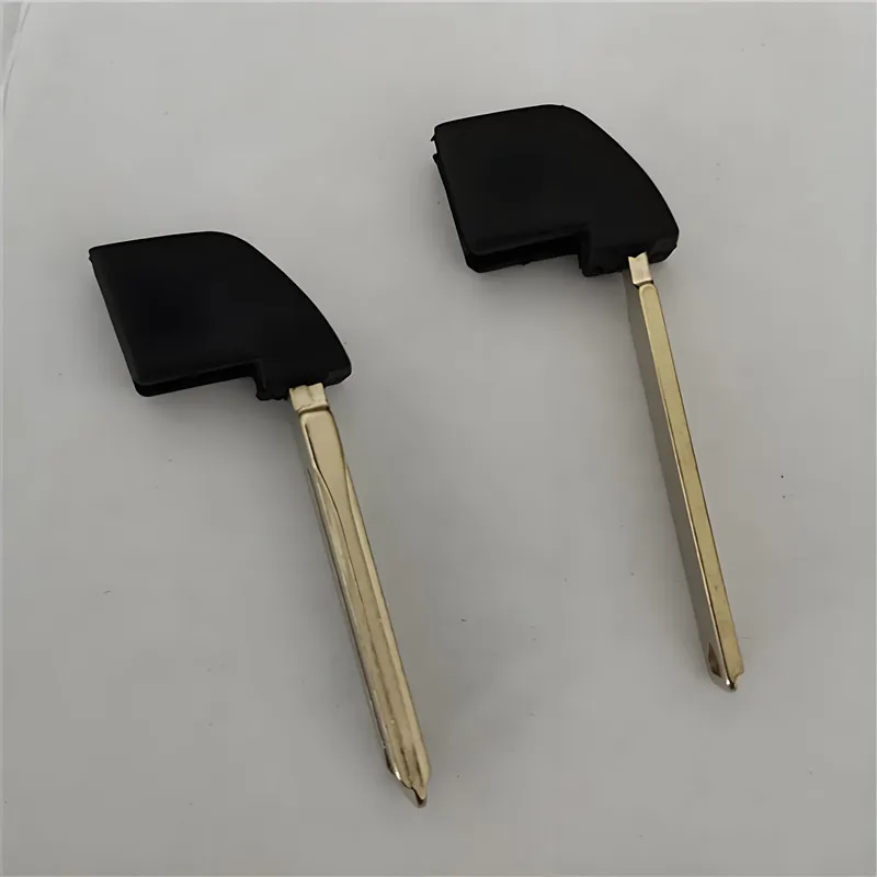 

10 шт. аварийный Smart Prox дистанционный брелок с необрезанным лезвием, пустая вставка, замена для Toyota Camry Corolla Highlander Prius 2013