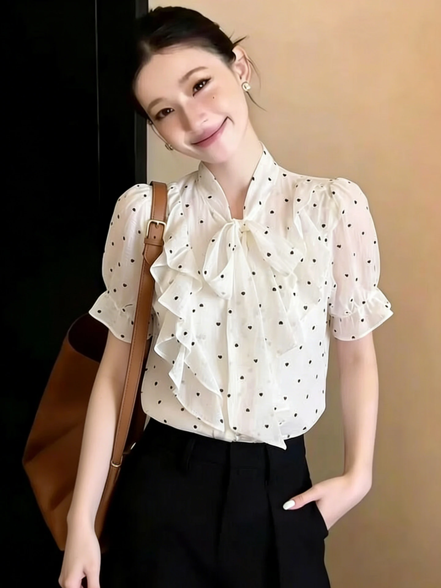 

Fashionable Polka Dot Shirt with Bow Tie Design Summer 2026 Korean Style Loose Fit Short Sleeve Women's Premium Clothing