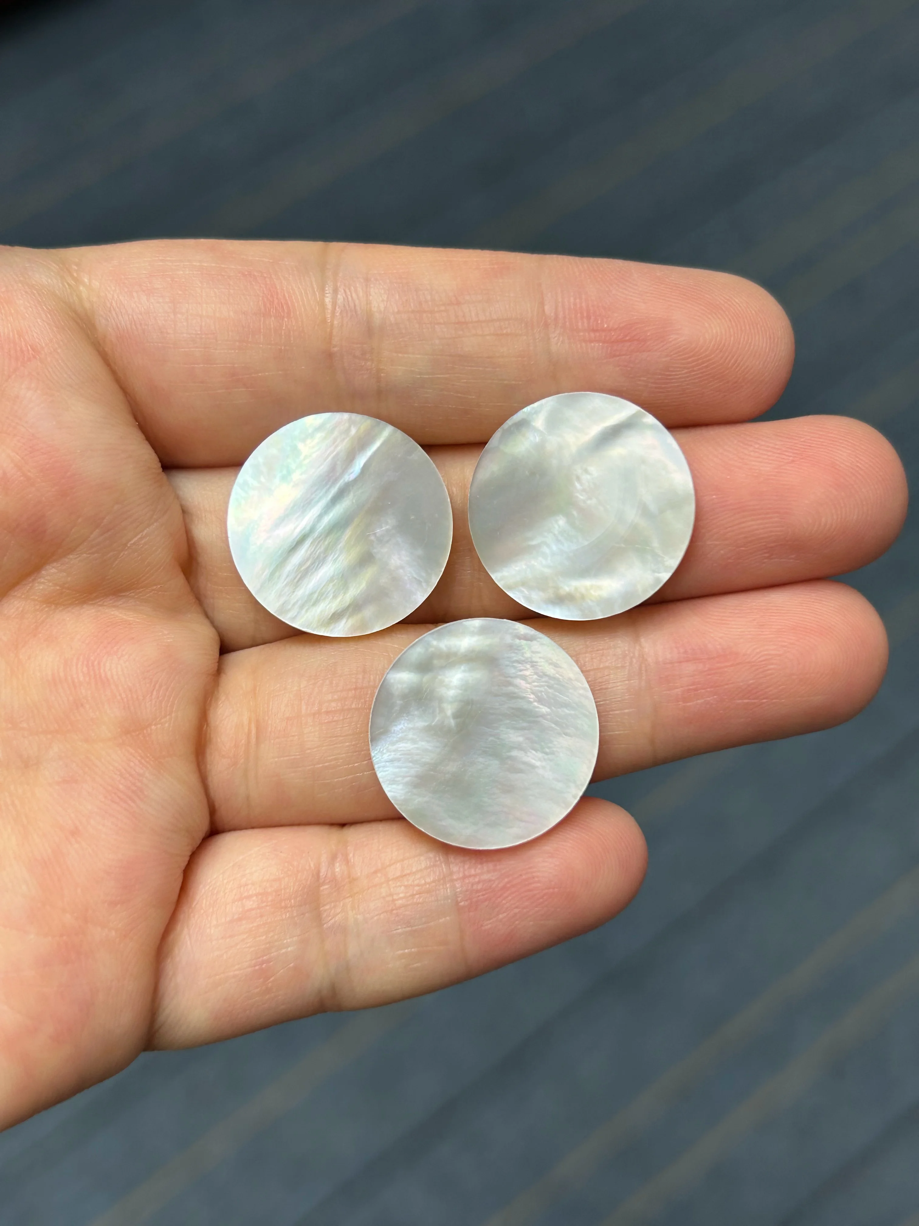 100pcs Per Lot Coin Shape Natural Onyx Natural White Mother of Pearl MOP Beads For Jewelry Making