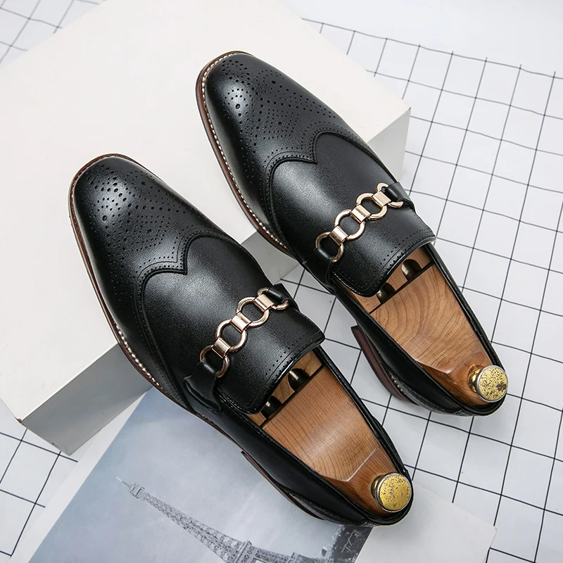 

Spring Casual Shoes Men Metal Strip Designer Brogue Leather Shoes Carved British Style Loafers Slip-on Moccasin Luxury Men Shoes