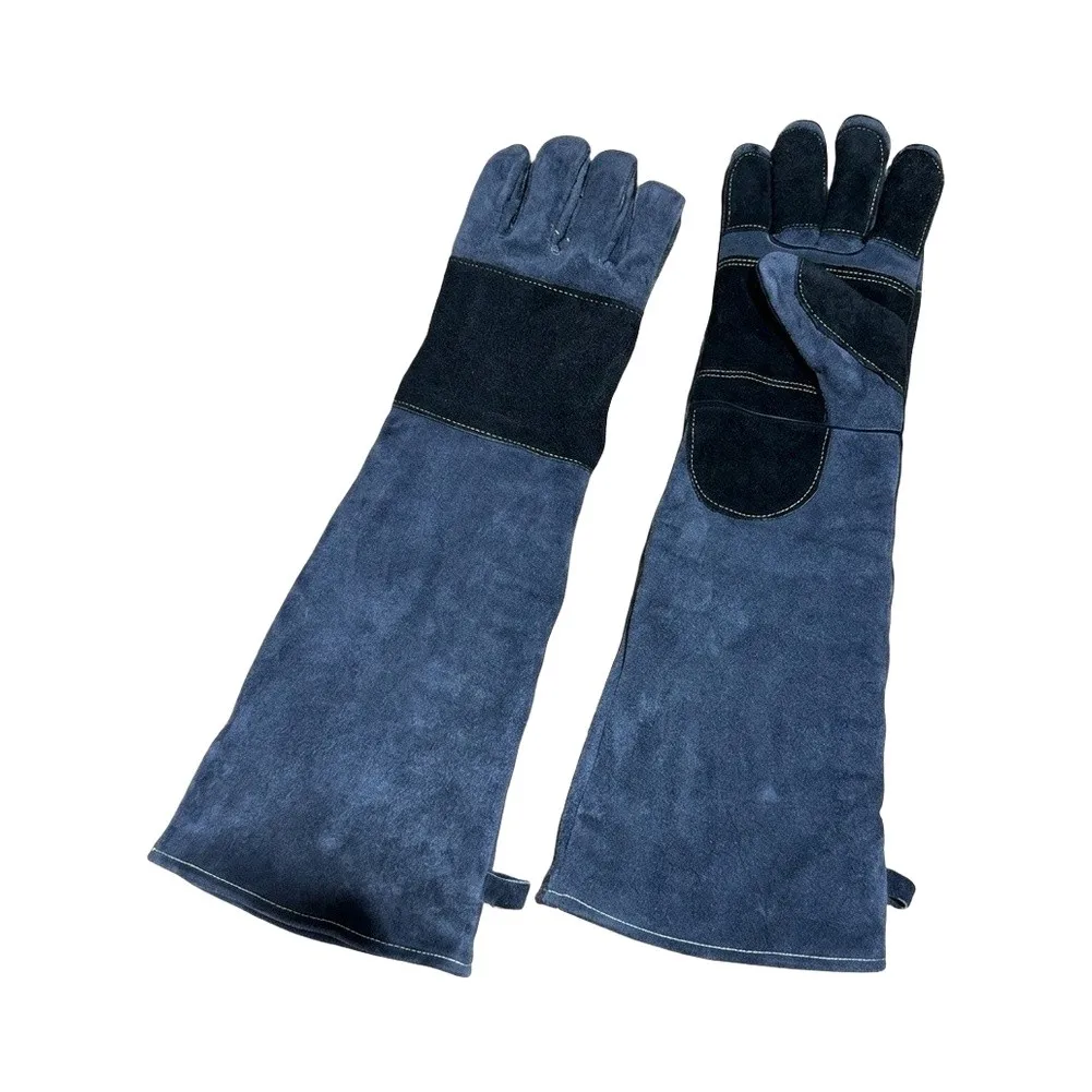 Welding Gloves 60cm with Thick Cowhide Construction for Thermal Protection and Grip Stability in Oven Wood Stove Operations