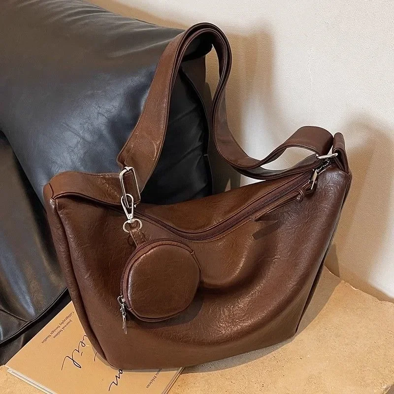 Grande capacidade mensageiro hobos saco feminino moda nicho design banda larga um ombro crossbody bolinhos saco menina bolsas bolsas