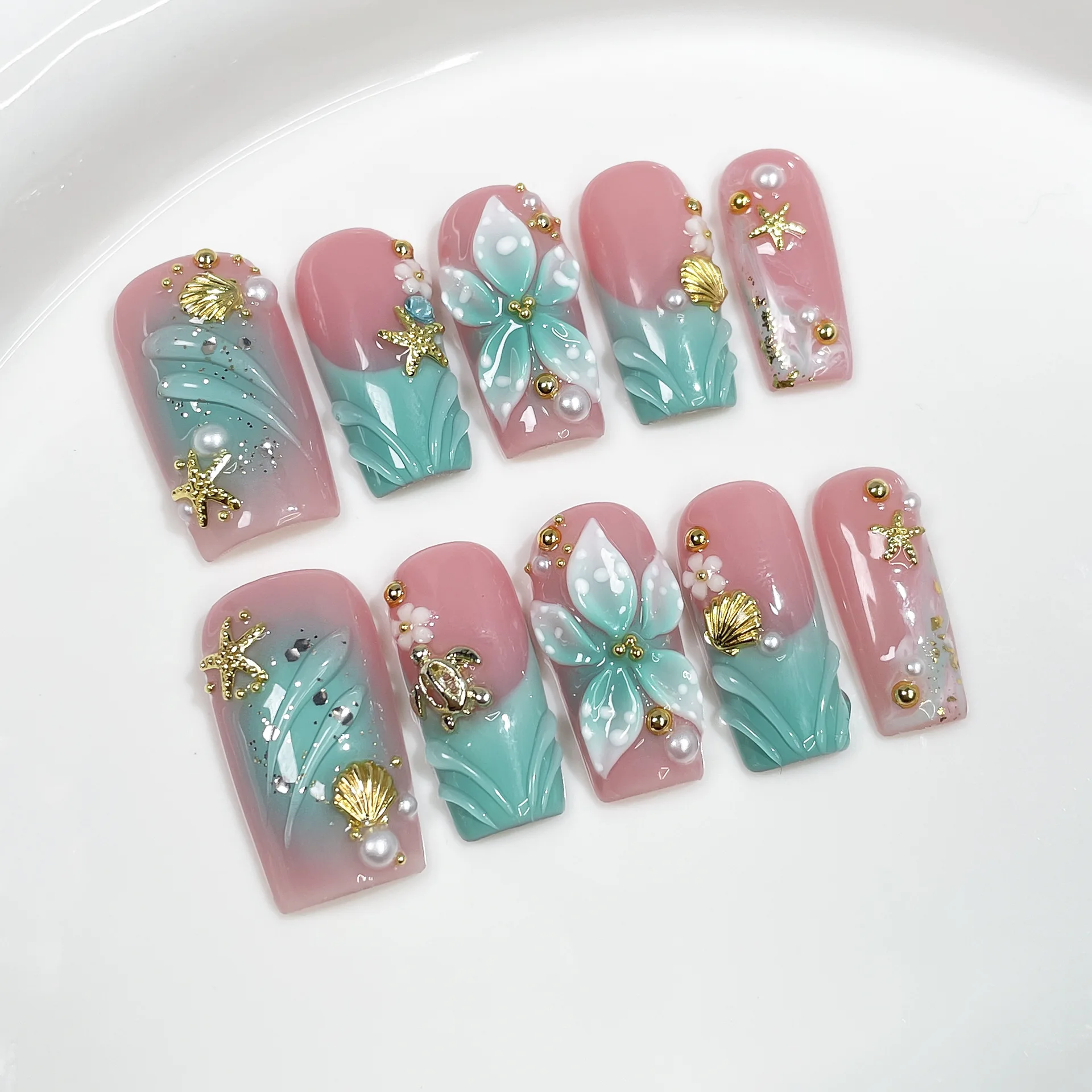 

10pcs Handmade Long Coffin Press on Nails Green 3D Carving Flowers False Nails Wearable Sweet Cool Ocean Style Fake Nail Tips