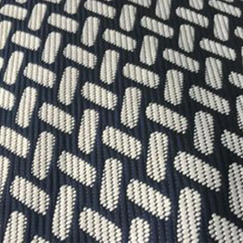 Textured geometric oval jacquard fabric with contrasting colors roving paper clip-colored shuttle skirt and trouser