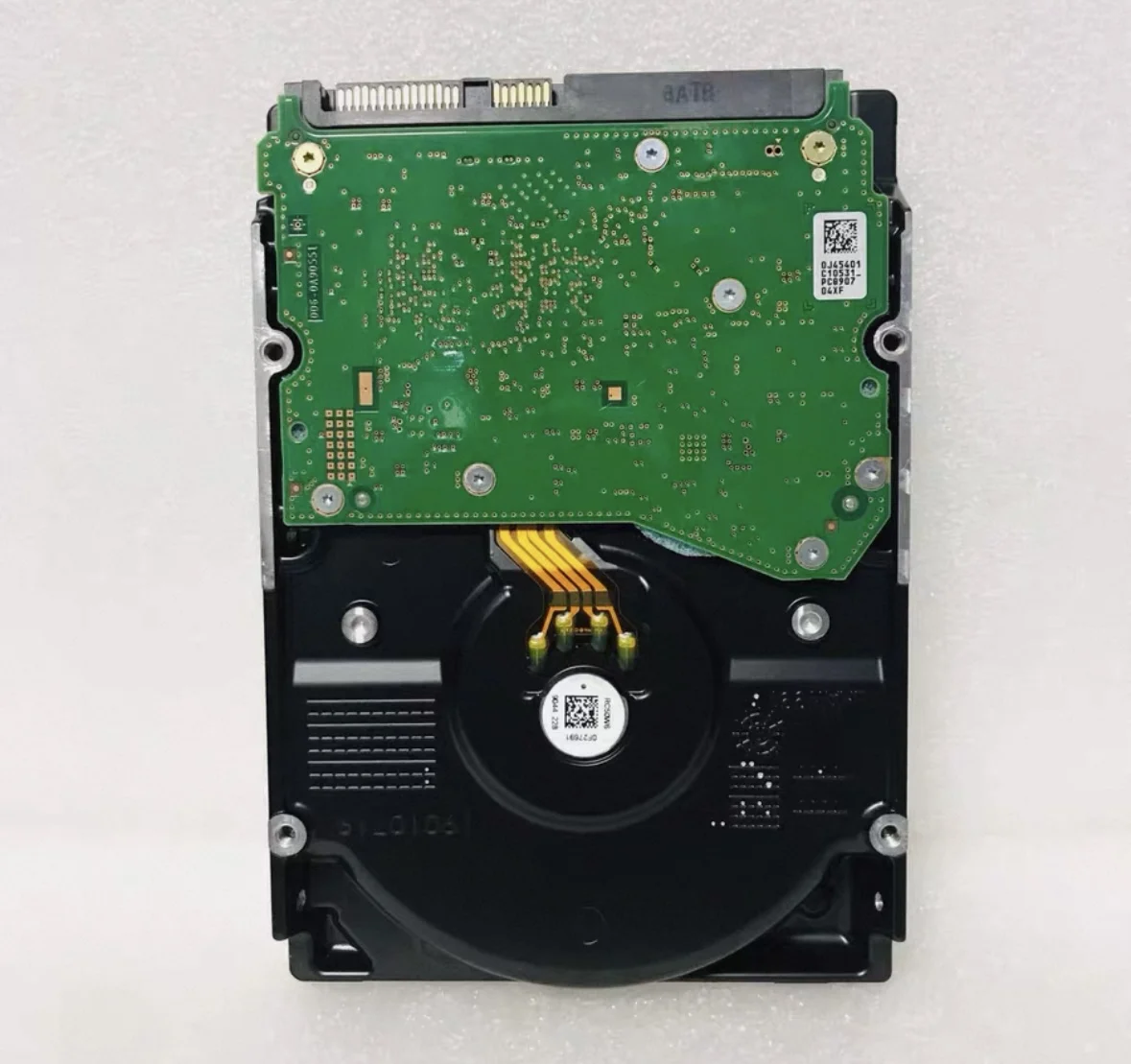 

Для 007FPR HUH721010AL5200 07FPR 10T SAS 12G 7,2K 3,5-дюймовый жесткий диск