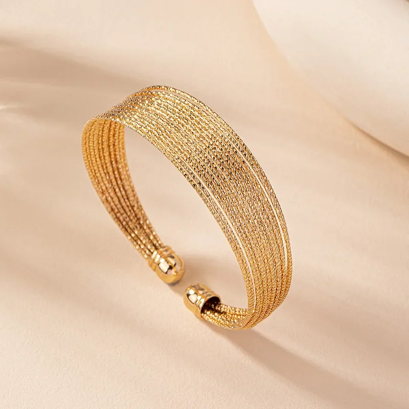 

Circular Opening Bracelet For Women Silver Gold-plated Party Holiday Gift Fashion Jewelry Accessories B046