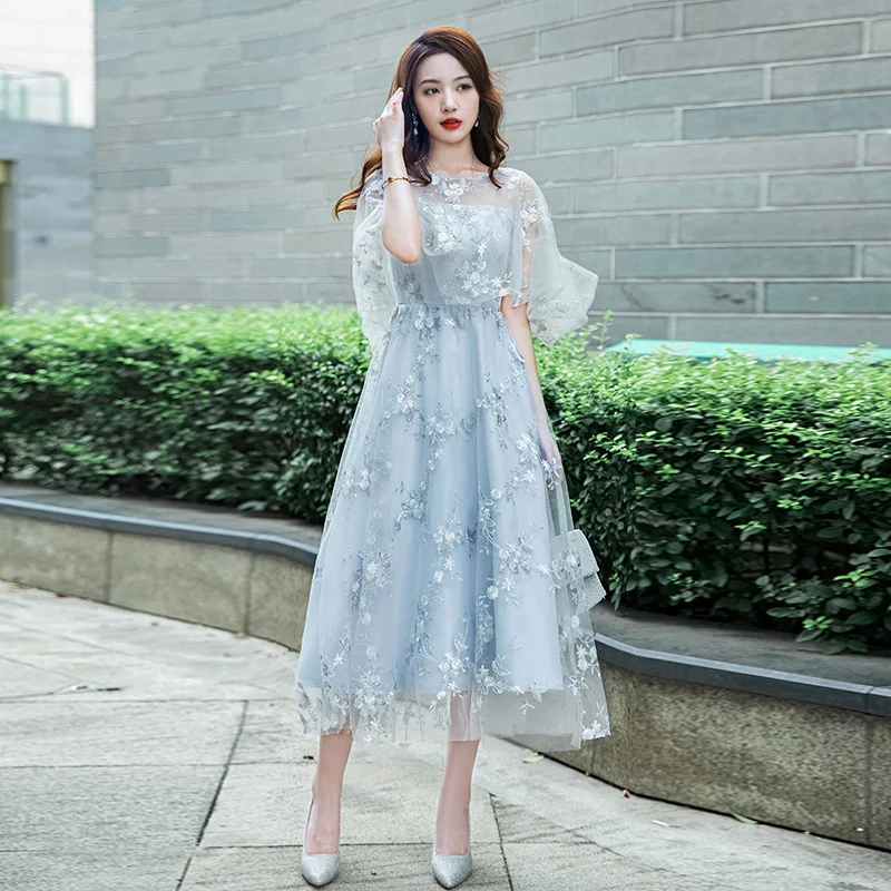 

Корейская версия, новинка 2025 года, стиль, темперамент, длинная стильная утягивающая шифоновая кружевная длинная юбка с цветочным принтом, наряд для мамы, повседневное маленькое платье