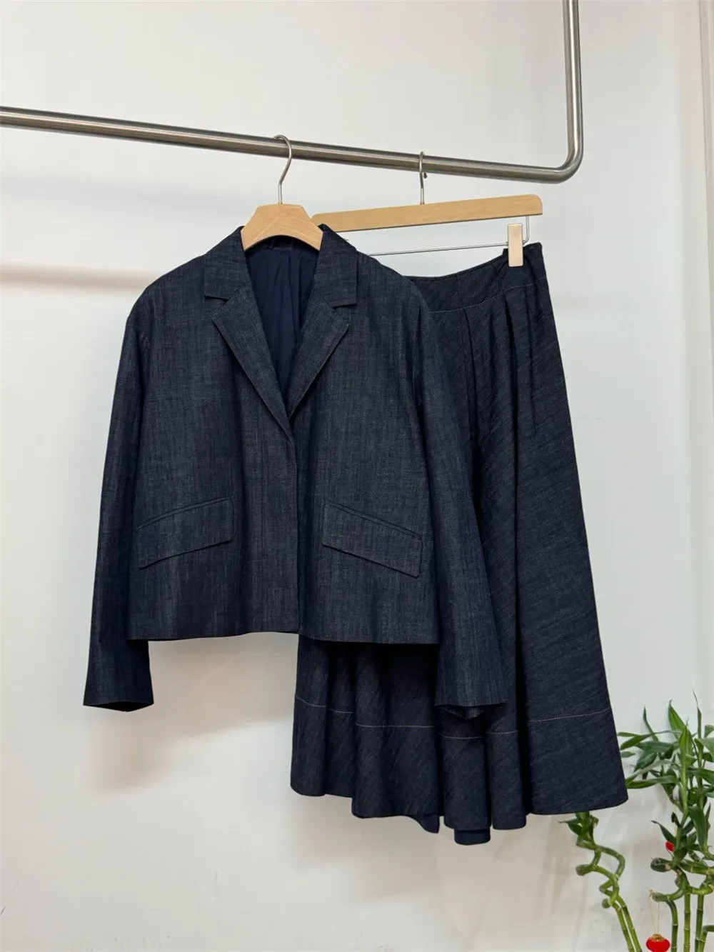 

Women's Skirt Suit Cotton Denim Beaded Short Blazer Jacket + High Waist Cotton Beading Mid-length Skirt Woman 2-Piece Set