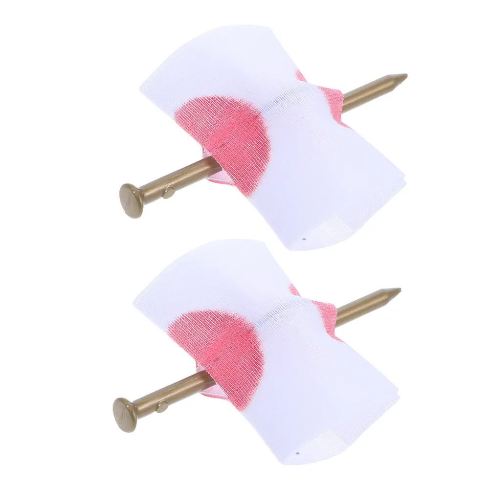 

2Pcs Nail Through Finger Prank Bloody Halloween Props Scary Trick Fake Nail Funny April Fools' Pranks Prank Toys