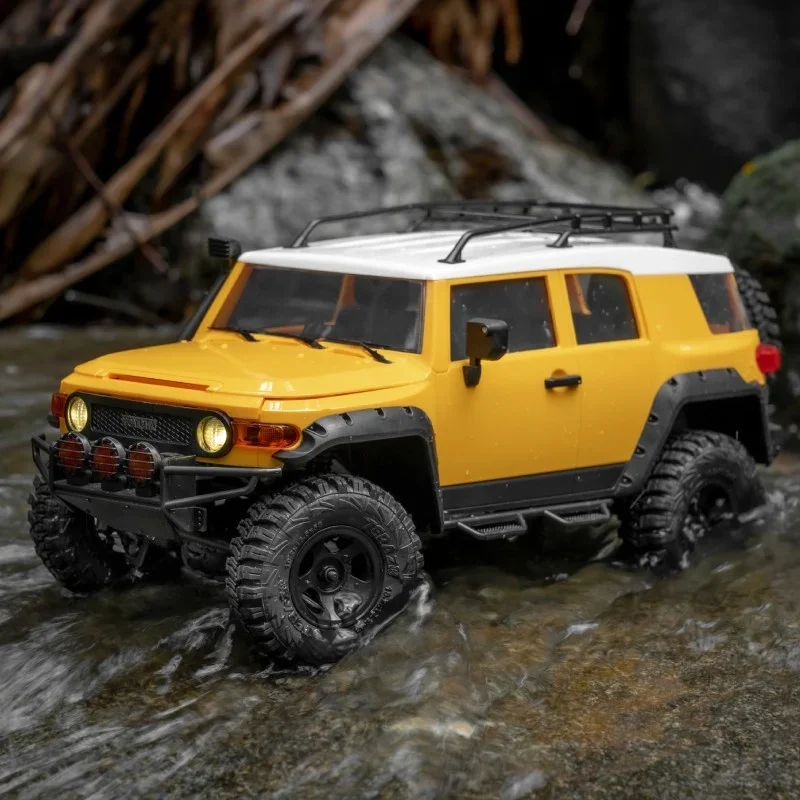   Car Model 1:18fj Cruiser Rc Model Remote Control Car Climbing Off-Road Simulation Electric Toy Car Boy