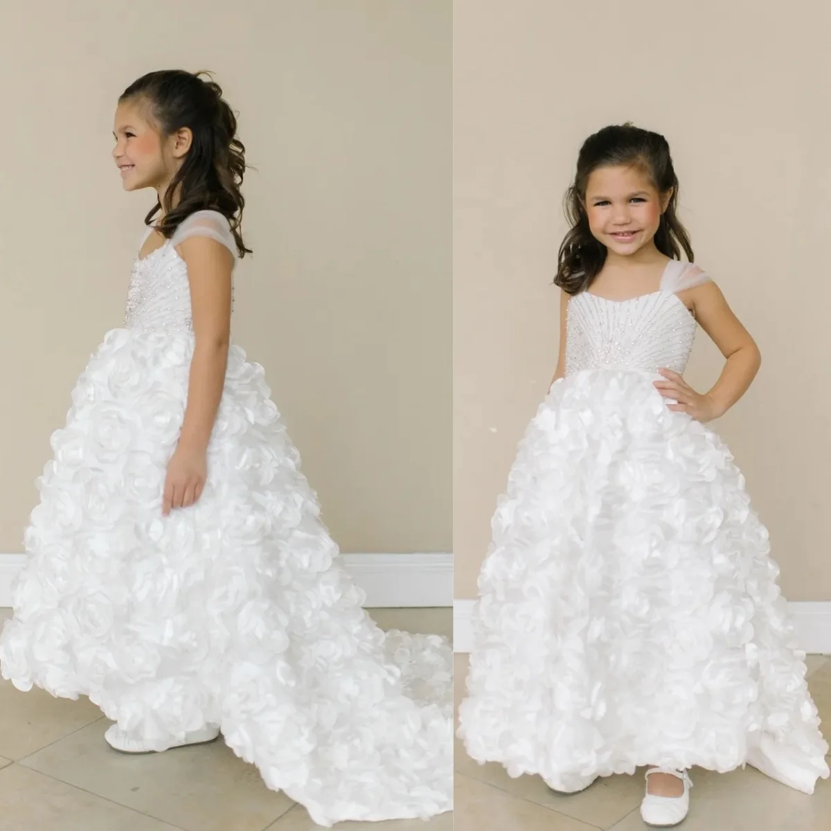

White Flower Girl Dresses for Wedding Floral Sleeveless Floor Length Ball Gowns Baby Girl First Communion Gowns Customized