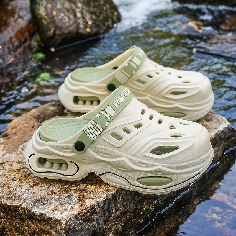 Summer New Style Beach Sandals for Men and Couples, Suitable for Vacation and Water Activities, Non-Slip Casual Home and Outdoor Slippers