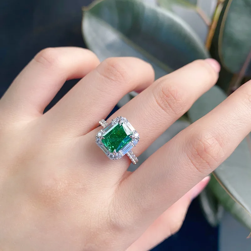 

Women's PT950 Platinum 3ct Moissanite Ring, Green Diamond Look, Unique Design & Premium Quality