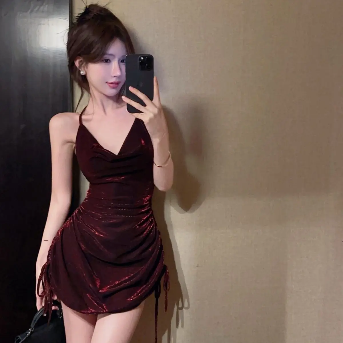 Robe caraco sexy pure avec cordon de serrage à la taille découpée au dos moulante