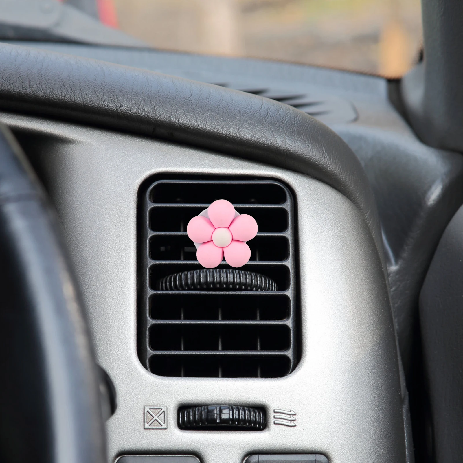 

2 Pcs Car Vent Clips Air Freshener White Creative Car Accessories Aroma Decoration Interior Decor