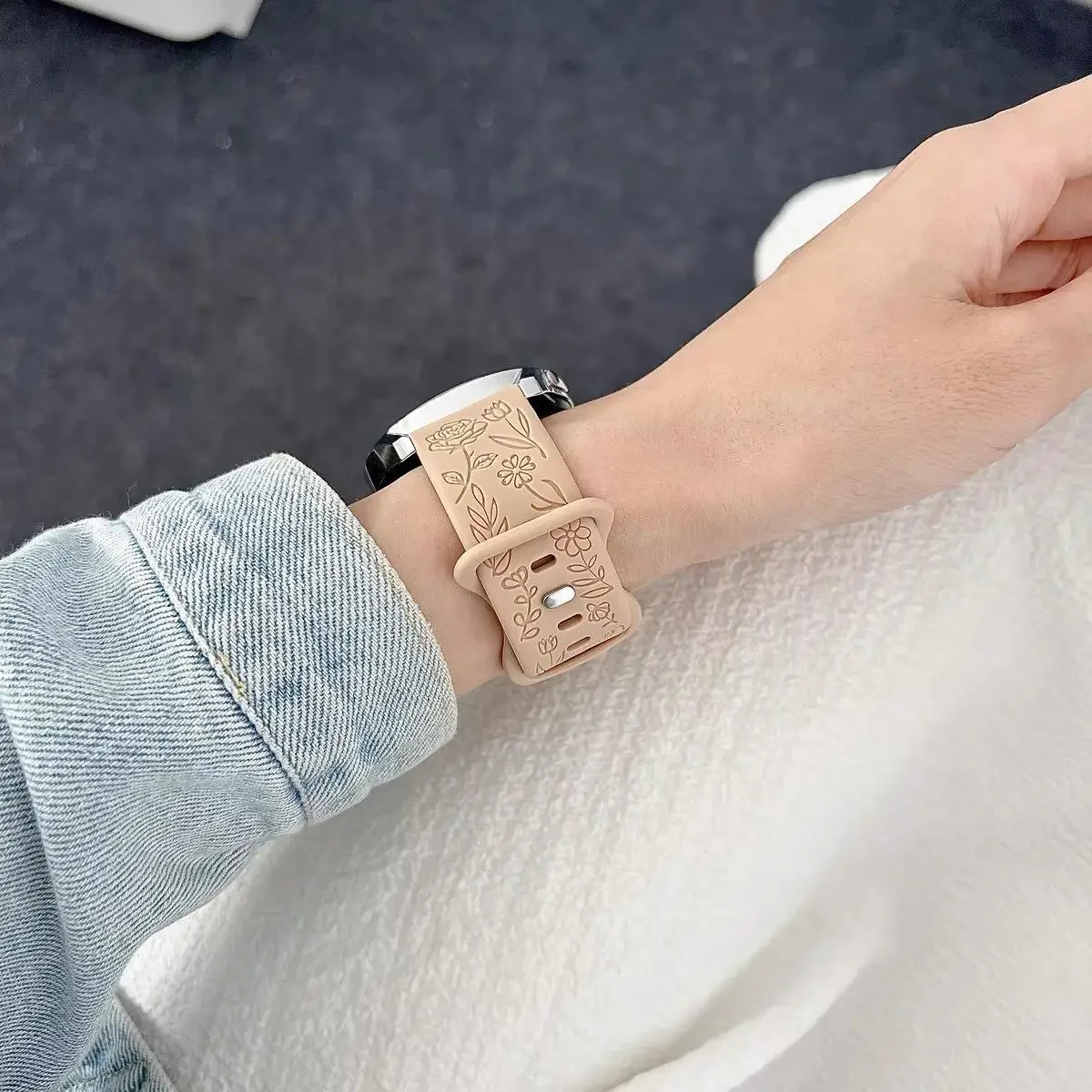 Pulseira macia de silicone de 18mm 20 22mm para huawei gt5 gt4 41mm 46mm pulseira feminina gravada para samsung galaxy 7/6/5 40 44mm pulseira de laço