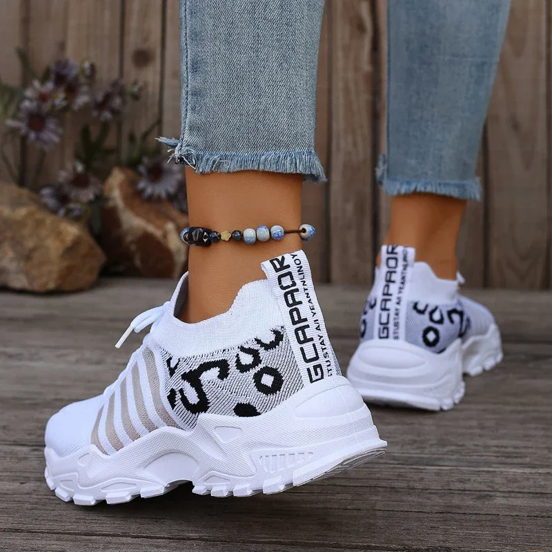 Women's Shoes Breathable Mesh Walking Shoes for Spring Summer Comfortable Lace Up Design Flat Bottomed Casual Style Sports Shoes