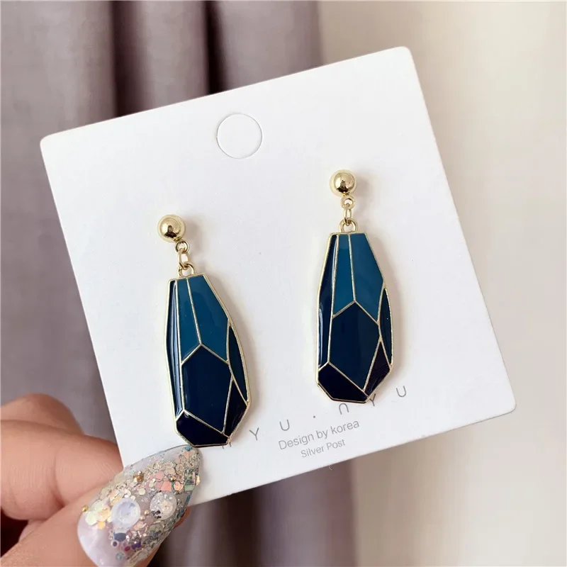 Pendientes de piedra azul esmaltada para mujer, aretes geométricos irregulares de Metal, sin agujero, temperamento coreano, Simple, Retro