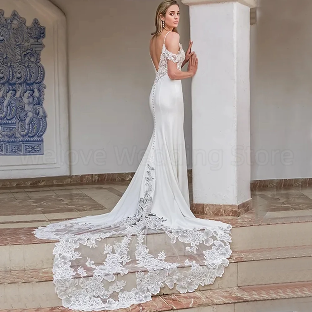 Exquisite Applique Mermaid Wedding Dress V-Neck Spaghetti Straps Off the Shoulder Short Sleeve Bridal Satin and Tulle Gowns