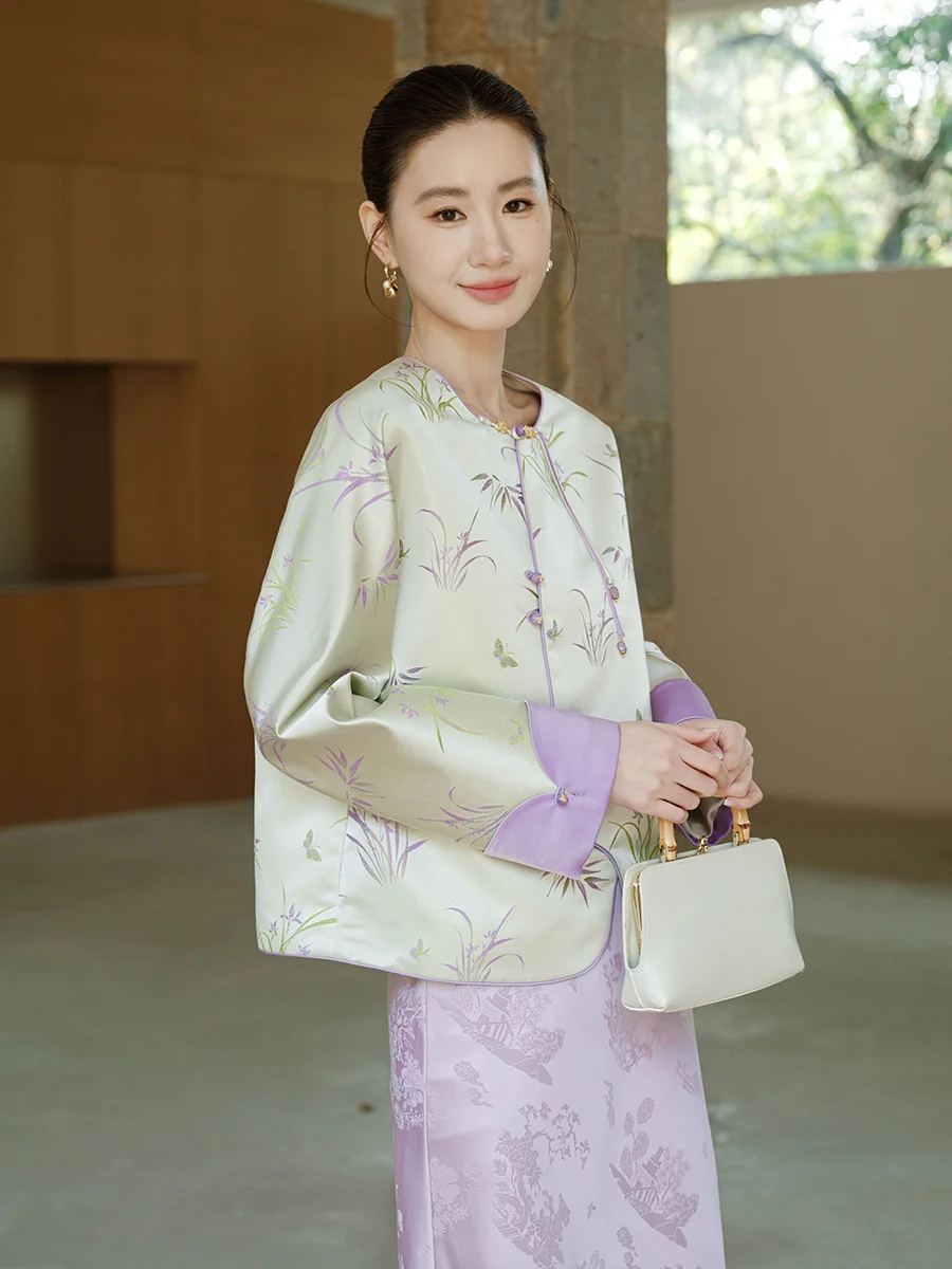 ChuCheni 중국 스타일 여성 자켓 라운드 넥 자수 플랩 슬리브 긴 폴리에스테르 짧은 길이 가을 새로운 패션