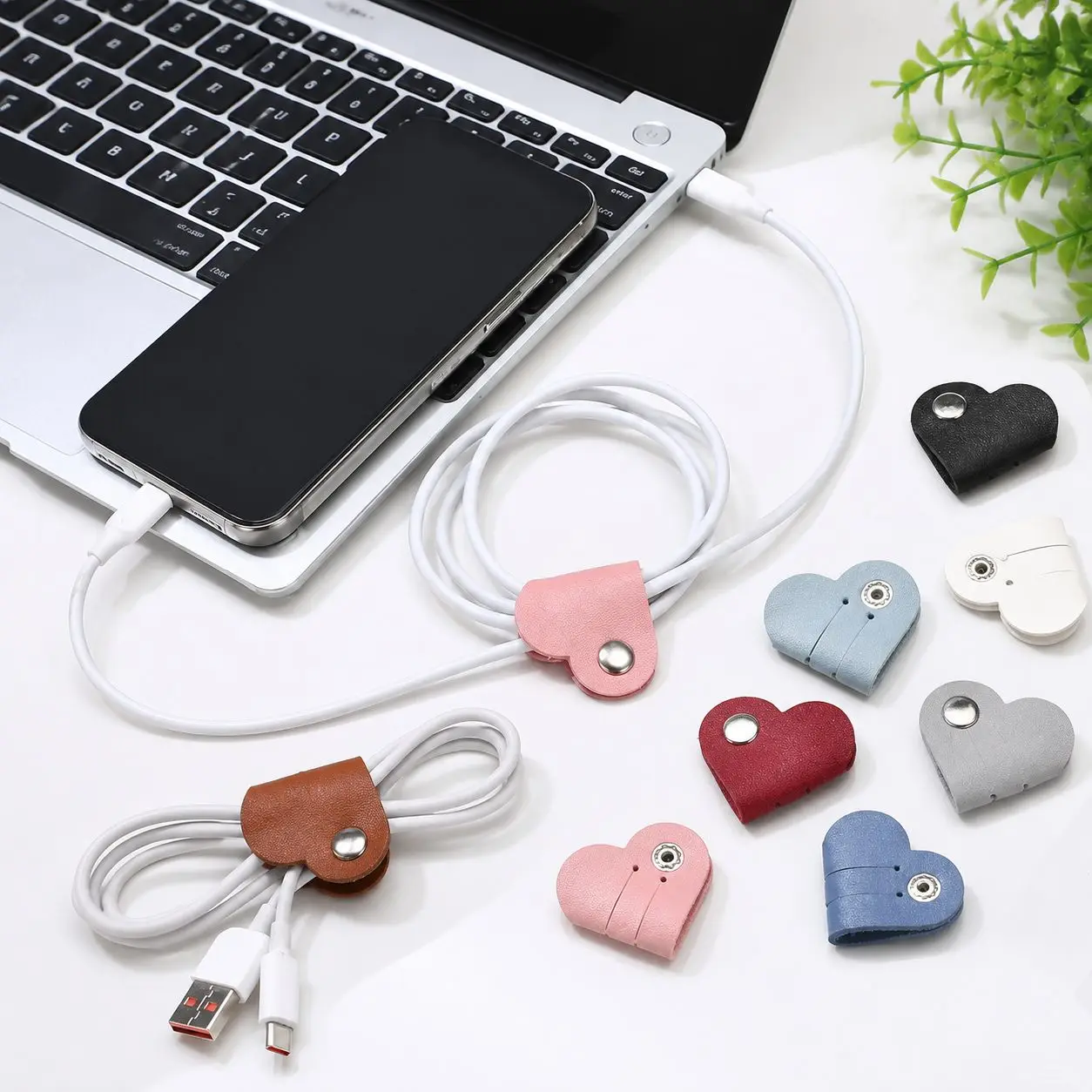 Multifunctional PU Leather Phone Data Cable Organizer Data Storage Heart-shaped Cable Clip Hub Wired Headphone Winding Clip