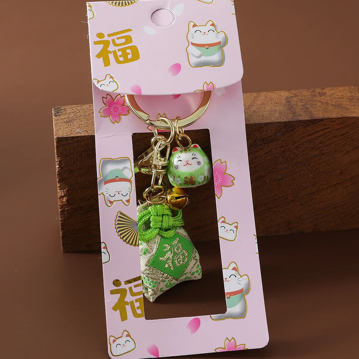 Japanese-style Maneki-neko Keychain, Bag Charm Pendant with Bell, Seven-color Lucky Omamori Bag Accessory for Good Luck