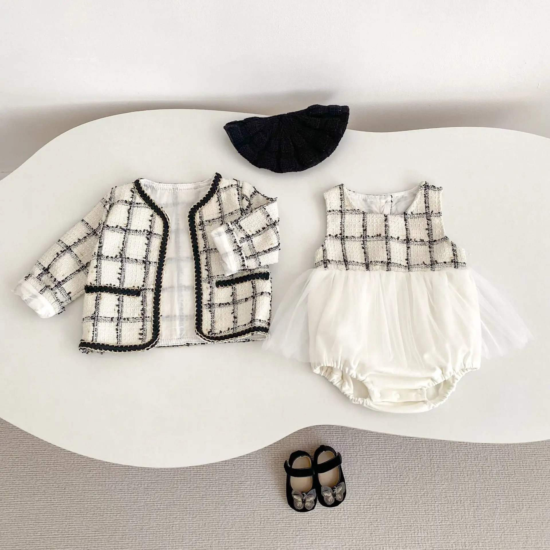 

2025 Autumn New Baby Girl Long Sleeve Plaid Coat Cotton Cute Princess Newborn Toddler Girl Jacket Fashion Infant Clothes